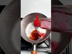 Mie instan lezat dengan vermicelli