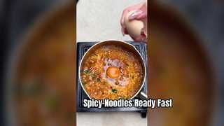 Makanan Cepat Saji Mie Hotpot Chongqing Pedas