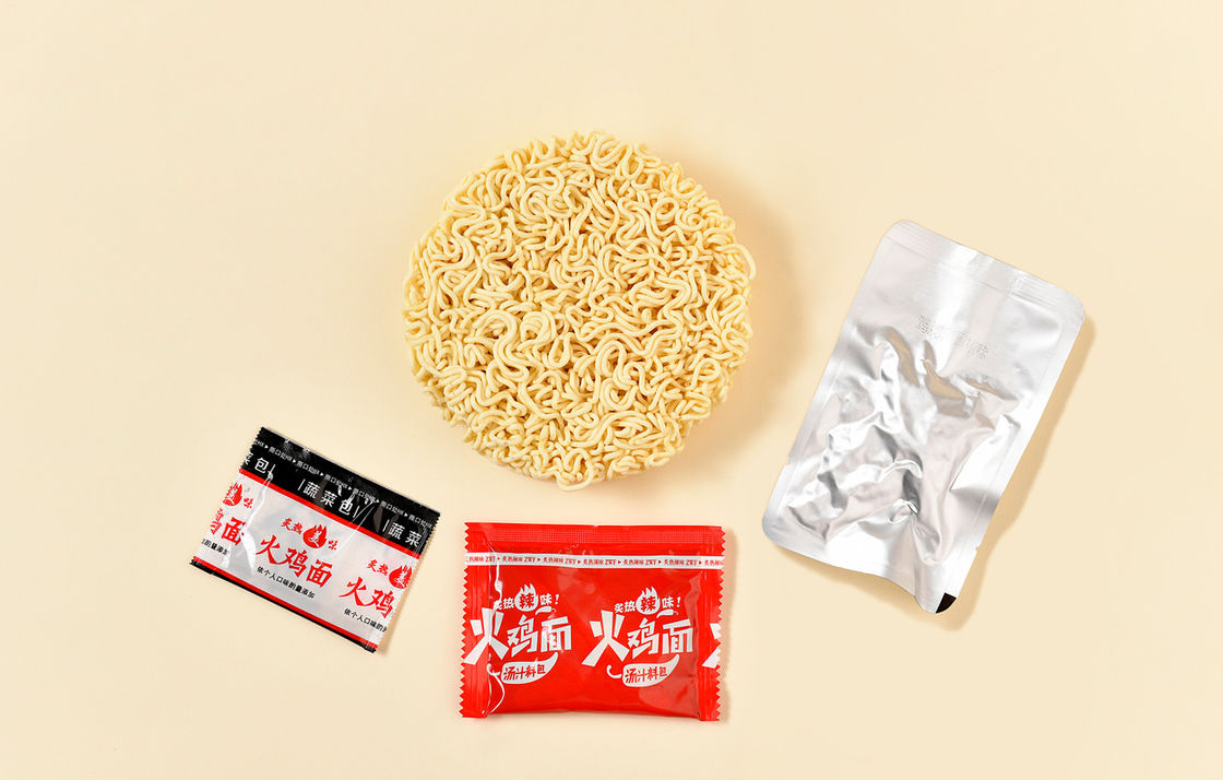 Mie Instan Korea dengan Rasa Ayam Panas OEM Mie Ayam Korea 154g*12