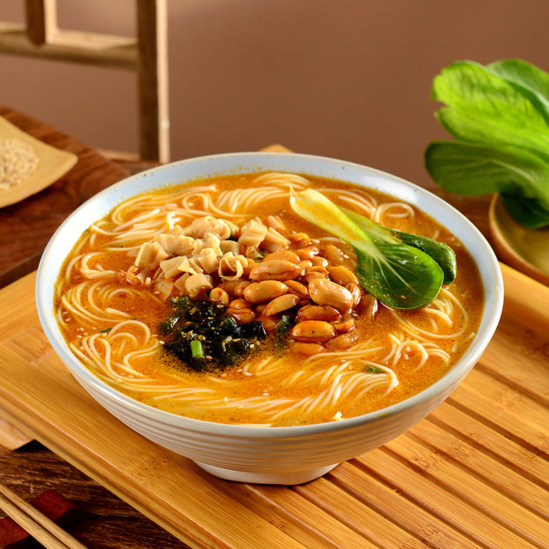 Non Fried Instant Noodles Rasa wijen yang harum Memasak cepat Makanan instan Cina yang lezat