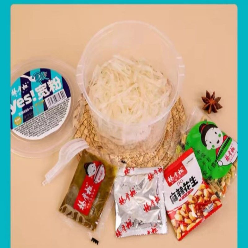 Cara mendidih Vermicelli lebar dengan saus dan sayuran Tidak pedas Mie instan Berat bersih 138g