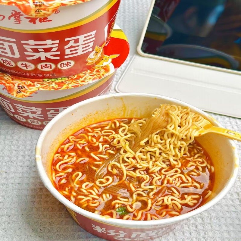 8 menit waktu memasak untuk kentang manis Cina Vermicelli Non pedas Hot Grade dengan mie