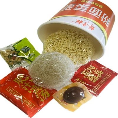 Gaya Hong Kong Rasa Jus Kaya Mie Instan Pedas Dengan Vermicelli Pedas Manis